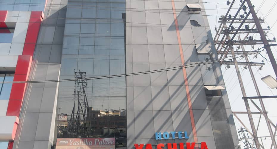 Hotel Yashika Palace, Indore 1